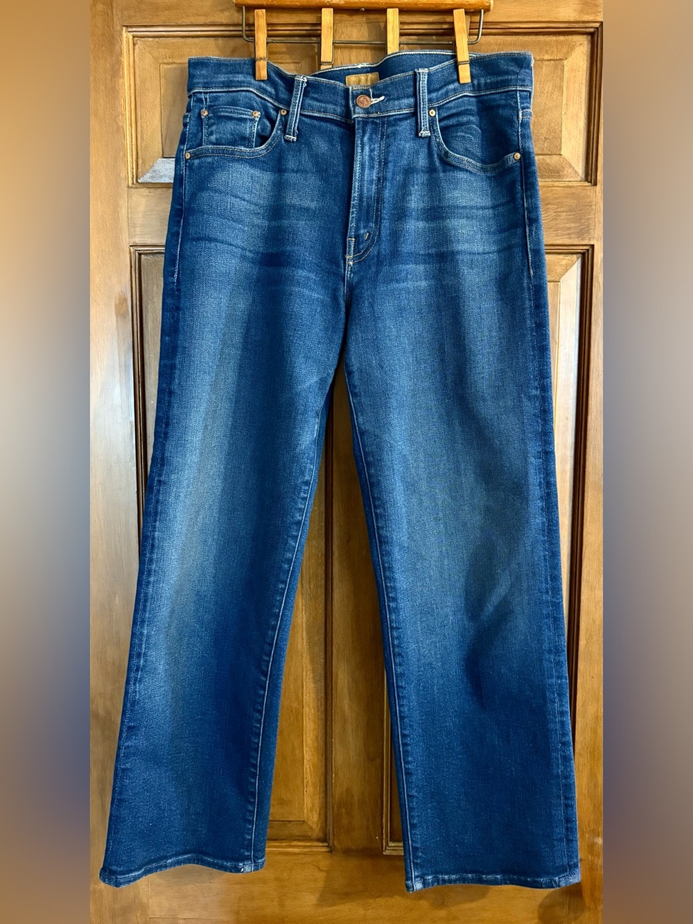 MOTHER Cropped Straight Jeans in Dark Blue Denim